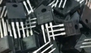 IC trường nguồn tháo máy 2900 loại tốt