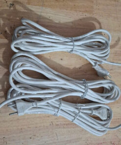 Dây nguồn lõi đồng dài từ 4-5m chịu tải. Hàng mới tồn kho thanh lý giá rẻ. Lắp thay cho các thiết bị điện cầm tay máy khoan, máy cắt, máy mài, làm ổ cắm sinh hoạt gia đình văn phòng. xuất xứ Việt Nam. chất liệu vỏ : nhựa PVC cao cấp mềm dẻo