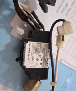 Aptomat chống chập, chống dò điện,rơ le bảo vệ chống giật FG32R1 ,hàng nhật tháo máy  chân cắm 15A dòng dò 10mA (bóc máy