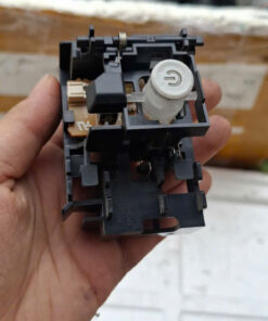 Mạch điều khiển và nút nguồn máy HP P3015 ( bóc máy).